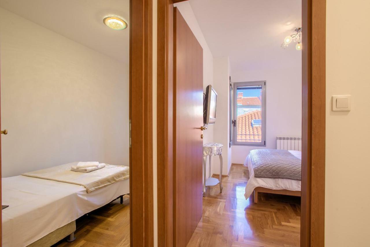 Apartment San Rocco Center Пула Экстерьер фото